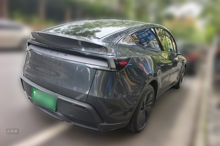 Tesla Model Y 2025 #7 Tesla Model Y 2025 car image #7