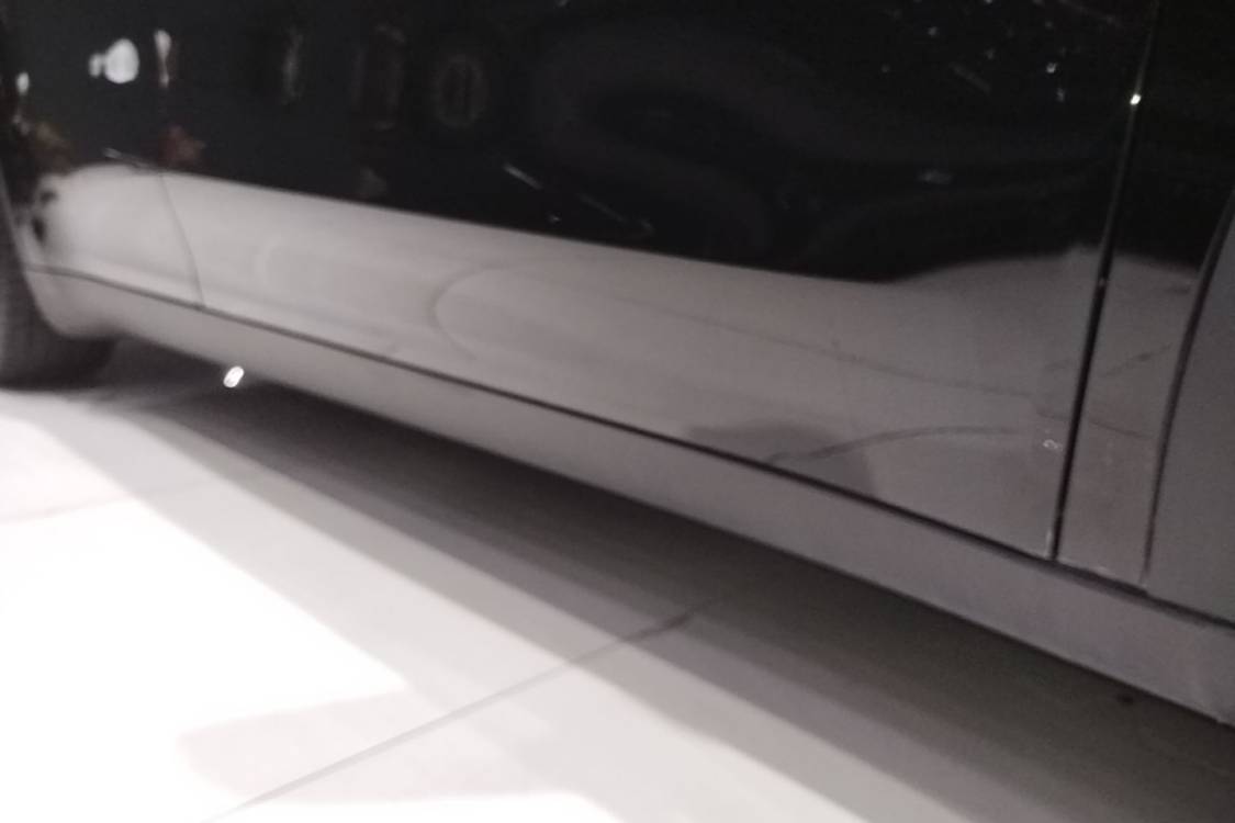 Tesla Model Y 2023 car image #9