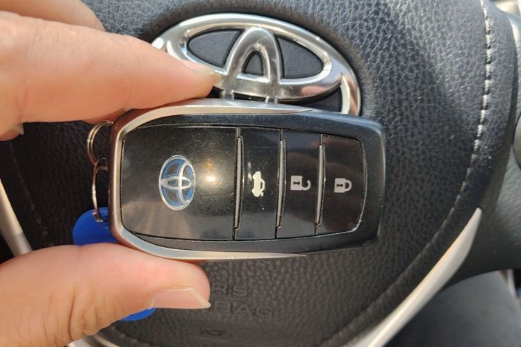 Toyota Corolla 2018 car image #14