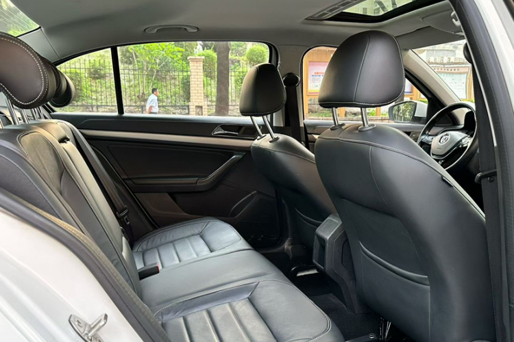 Volkswagen Lavida 2018 #12 Volkswagen Lavida 2018 car image #12