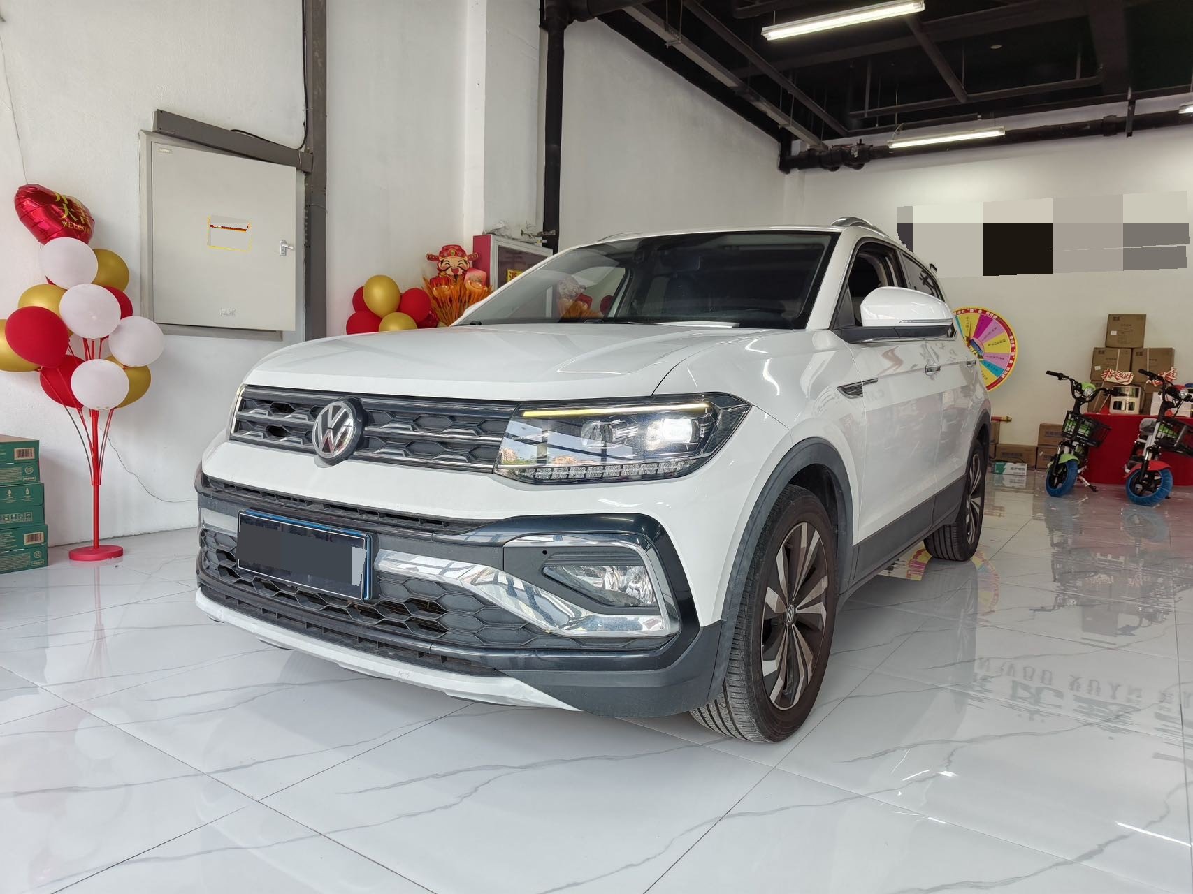 Volkswagen T-Cross 2019 car image 