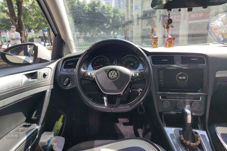 Volkswagen Golf 2020 #12 Volkswagen Golf 2020 car image #12