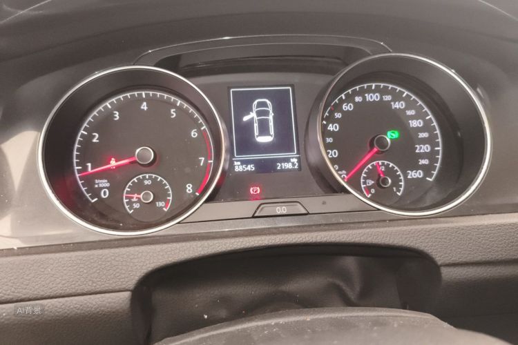 Volkswagen Golf 2018 car image #14