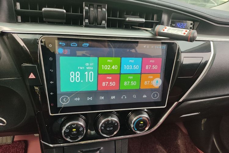 Toyota Corolla 2017 #13 Toyota Corolla 2017 car image #13