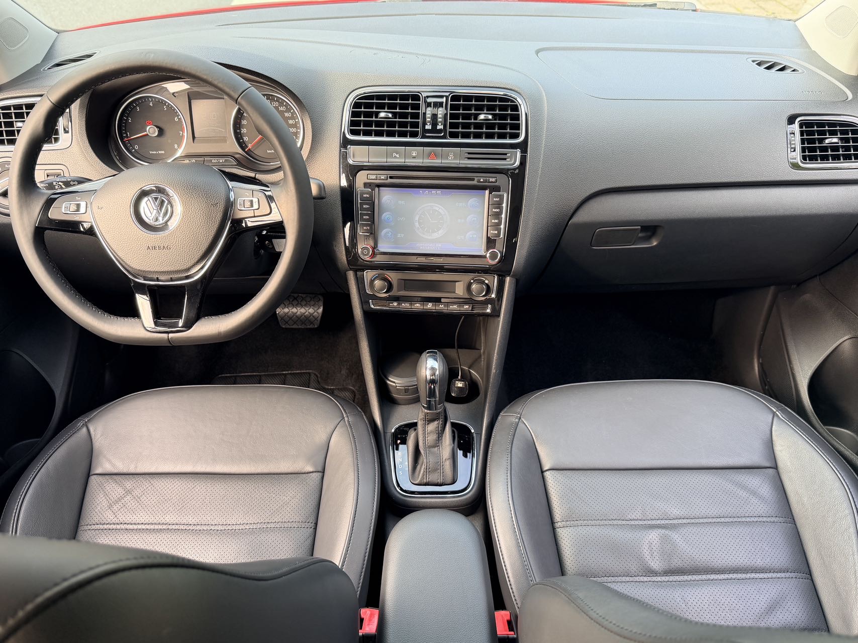 Volkswagen Polo 2015 изображение автомобиля #19