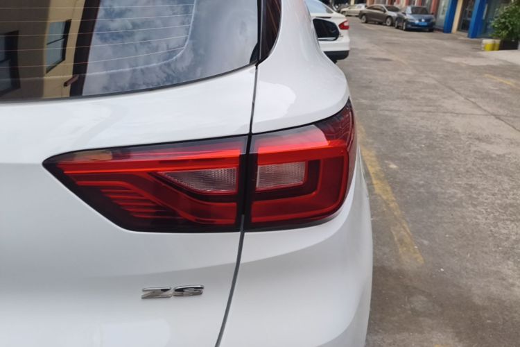 MG ZS 2019 car image #8