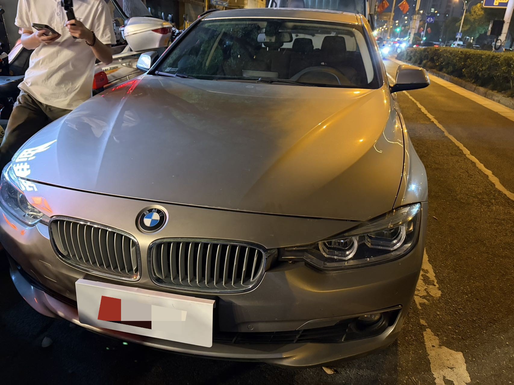 BMW 3 Series 2019 car image #2