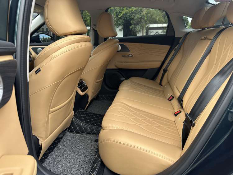 Chery Arrizo 8 2025 car image #5
