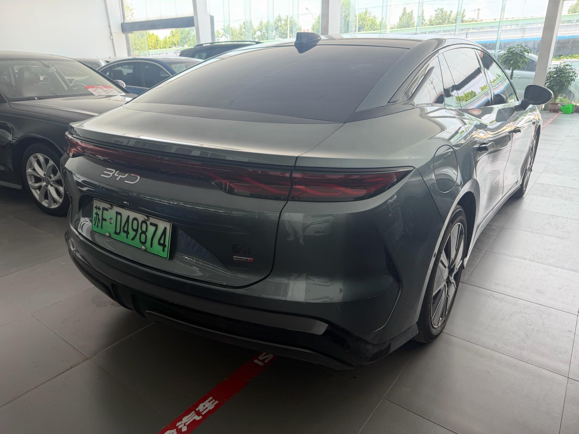 BYD HanL 2025 #7 BYD HanL 2025 immagine di auto #7