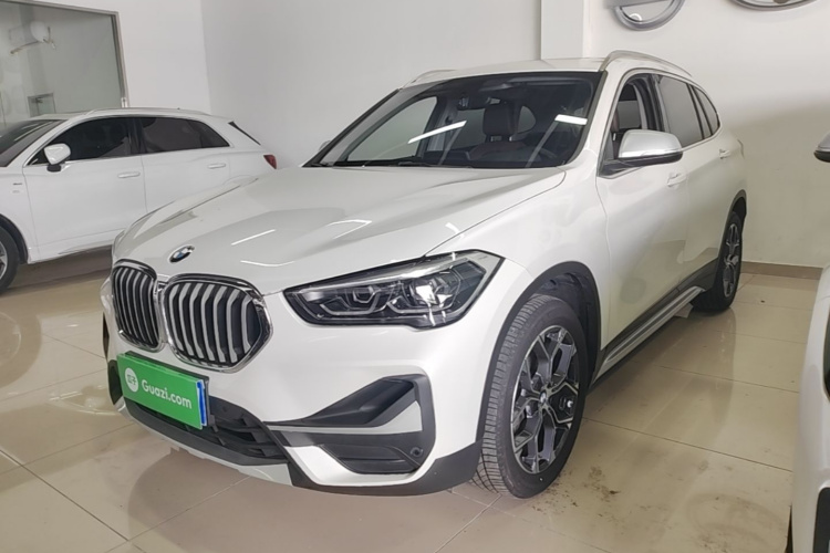 BMW X1 2021 #2 BMW X1 2021 car image #2
