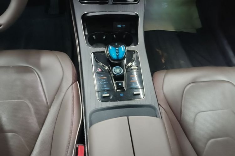 BYD Han 2022 #14 BYD Han 2022 car image #14