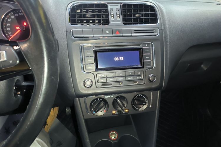 Volkswagen Polo 2017 #13 Volkswagen Polo 2017 car image #13