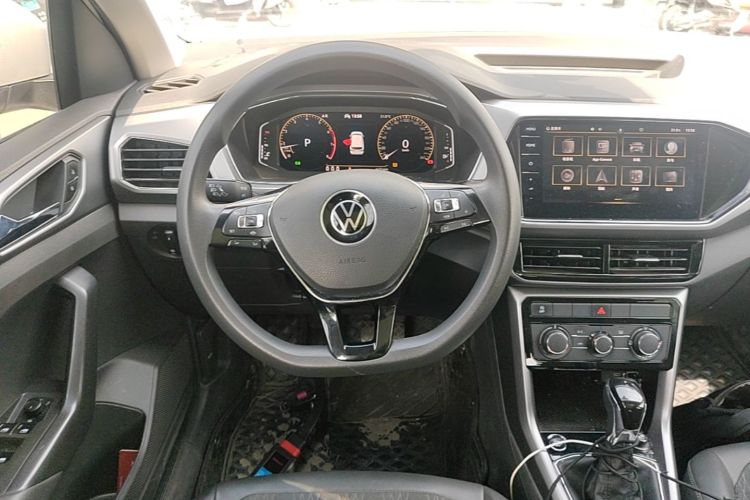 Volkswagen T-Cross 2022 изображение автомобиля #11