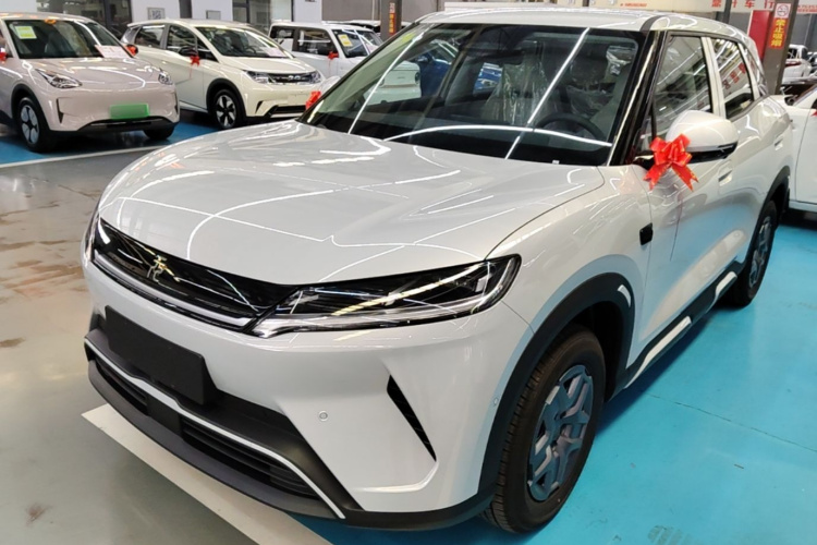 BYD YuanUP 2026 #2 BYD YuanUP 2026 car image #2
