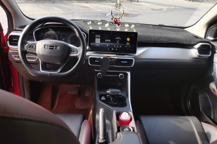 GEELY Coolray 2022 #11 GEELY Coolray 2022 car image #11
