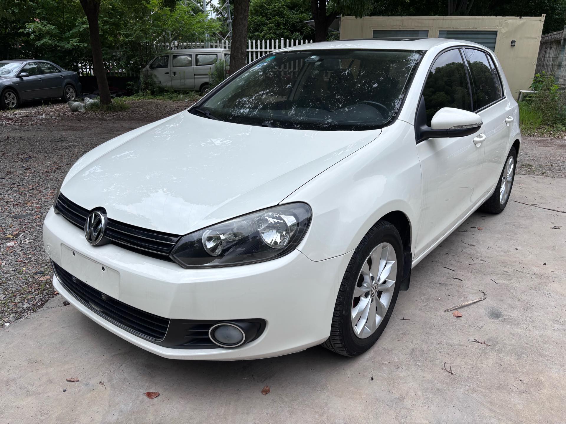 Volkswagen Golf 2011 Volkswagen Golf 2011 car image
