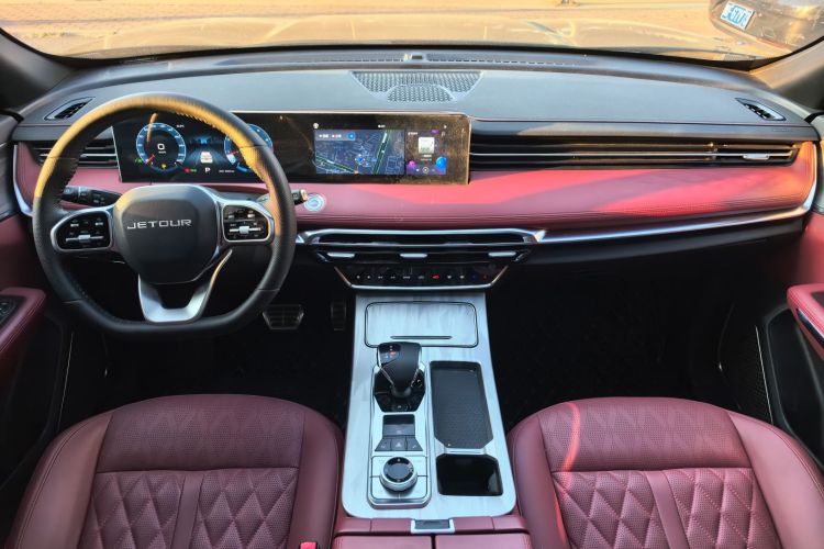 Jetour X70 PLUS 2023 car image #11