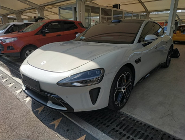 MI SU7 2025 car image 