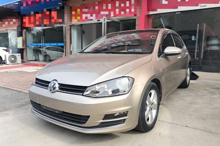 Volkswagen Golf 2016 car image #2