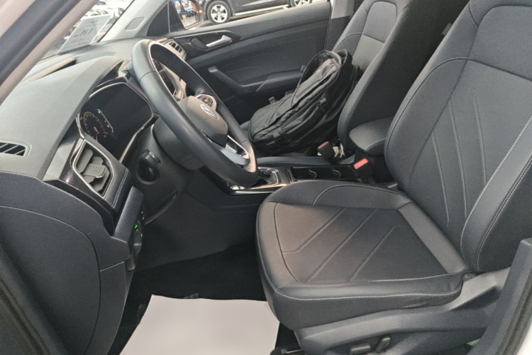 Volkswagen Tharu 2025 #15 Volkswagen Tharu 2025 imagen de coche #15