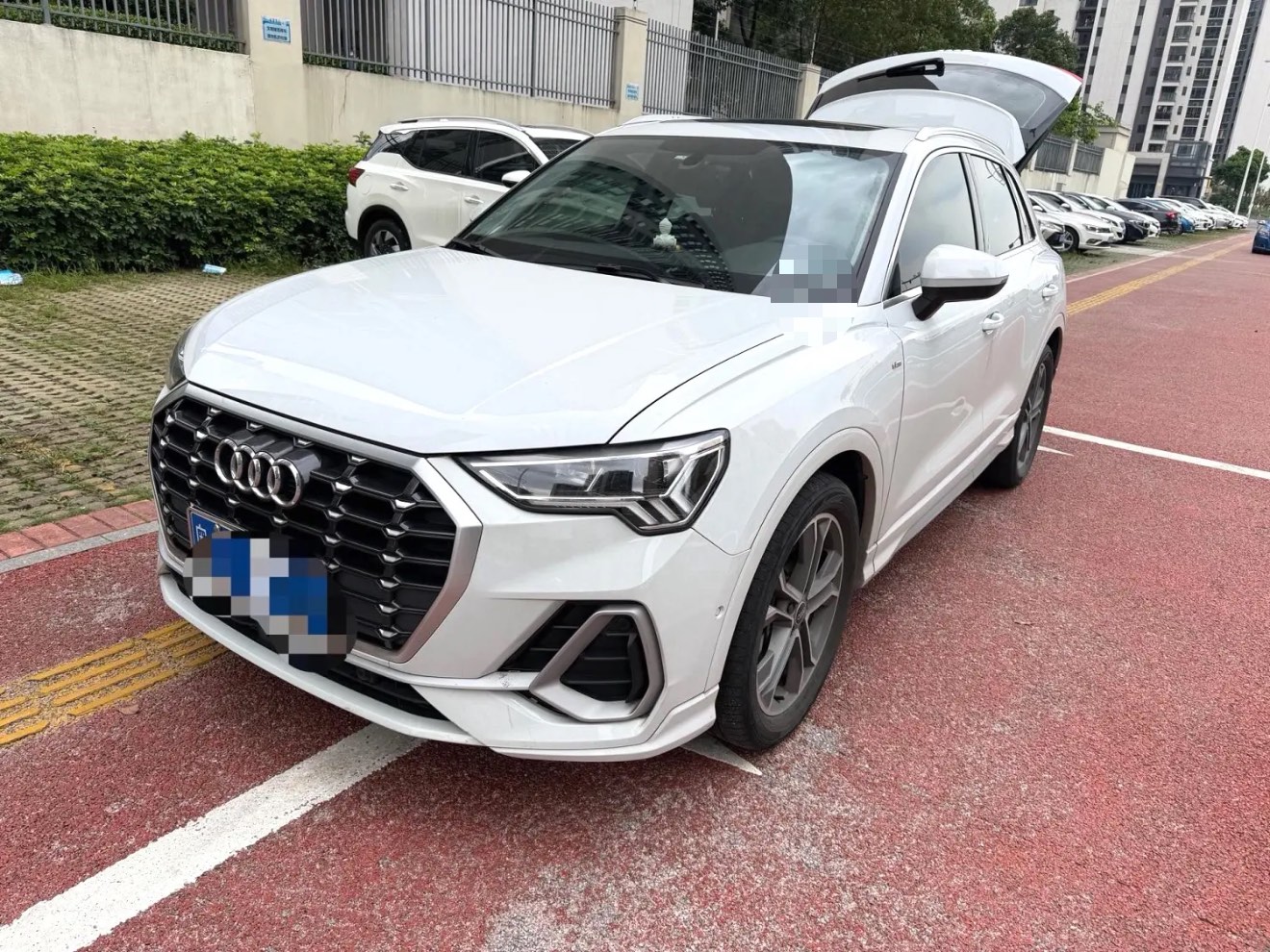 Audi Q3 2023 Audi Q3 2023 car image