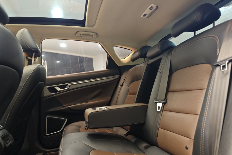 GEELY Emgrand GS 2017 #18 GEELY Emgrand GS 2017 car image #18