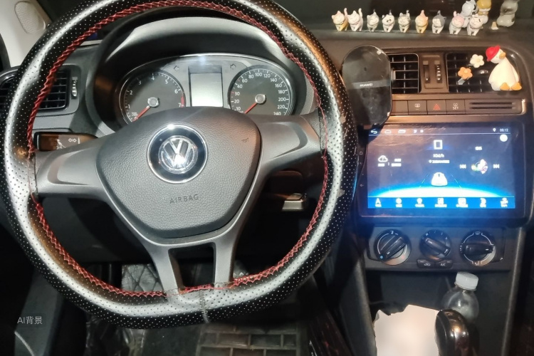 Volkswagen Polo 2018 car image #11