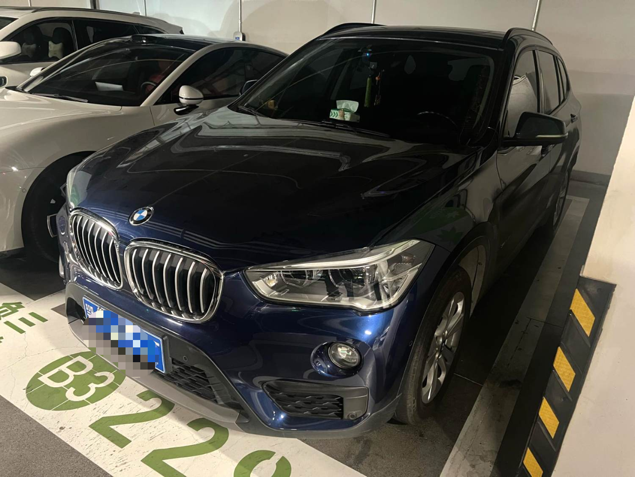 2017 2017 car image