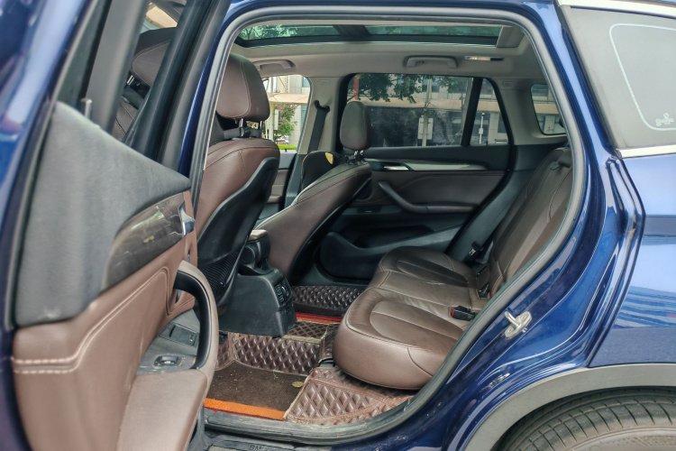 BMW X1 2019 car image #17