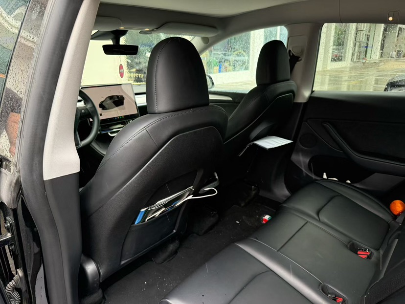 Tesla Model Y 2023 #6 Tesla Model Y 2023 car image #6