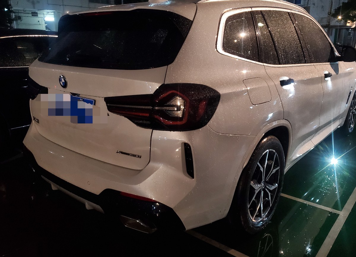BMW X3 2022 car image #2