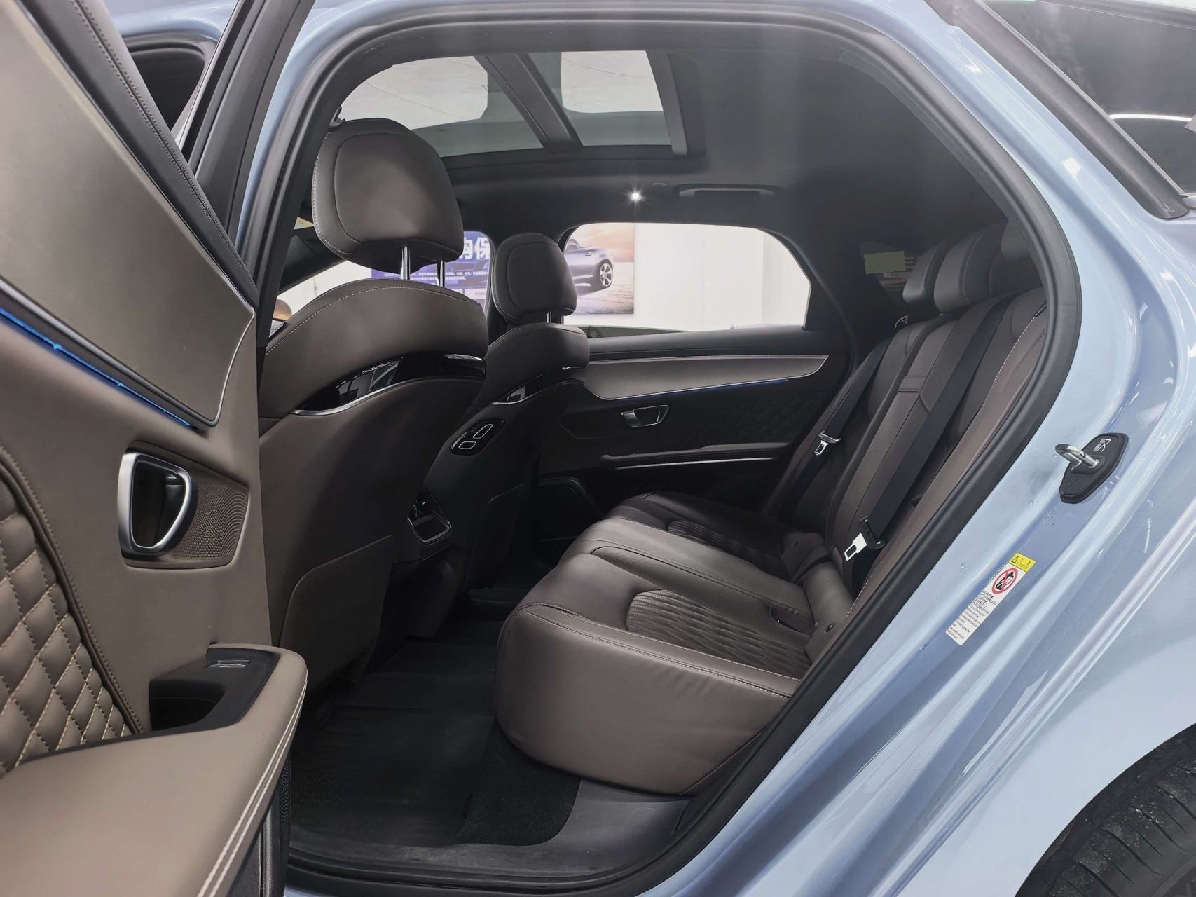 BYD Han 2024 car image #6