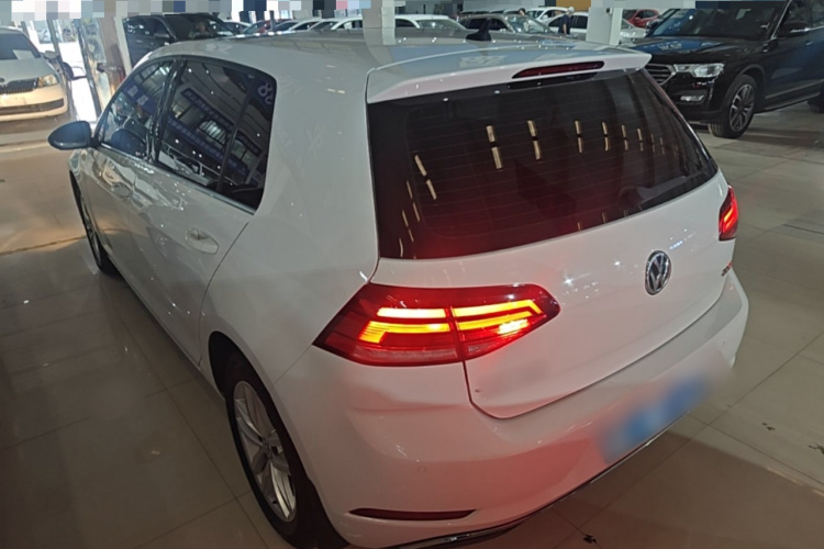 Volkswagen Golf 2019 #5 Volkswagen Golf 2019 car image #5