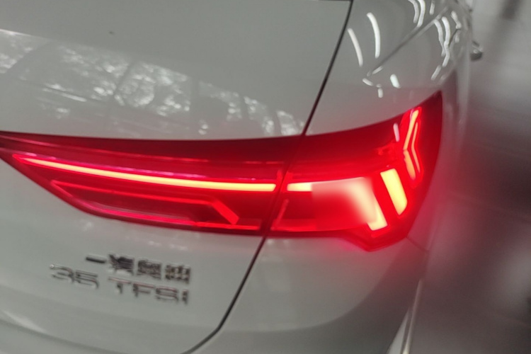 Audi Q3 2020 #8 Audi Q3 2020 car image #8