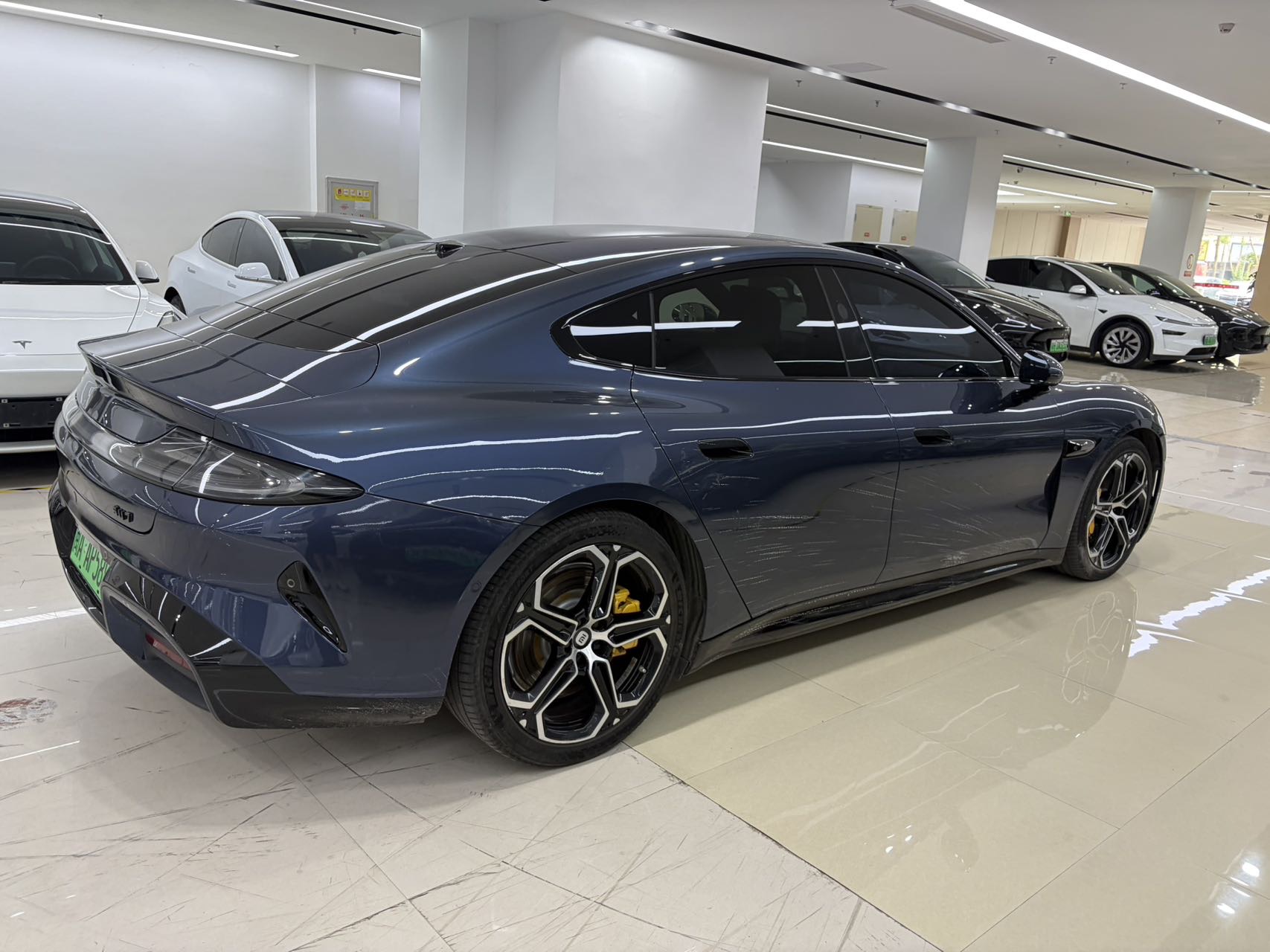 MI SU7 2024 изображение автомобиля #10
