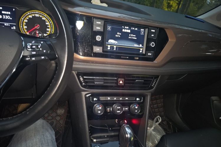 Volkswagen Tharu 2019 #13 Volkswagen Tharu 2019 car image #13