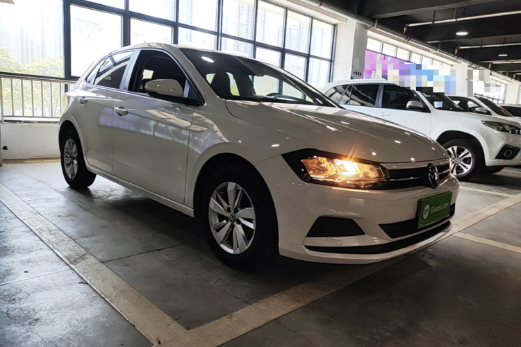 Volkswagen Polo 2021 car image #4