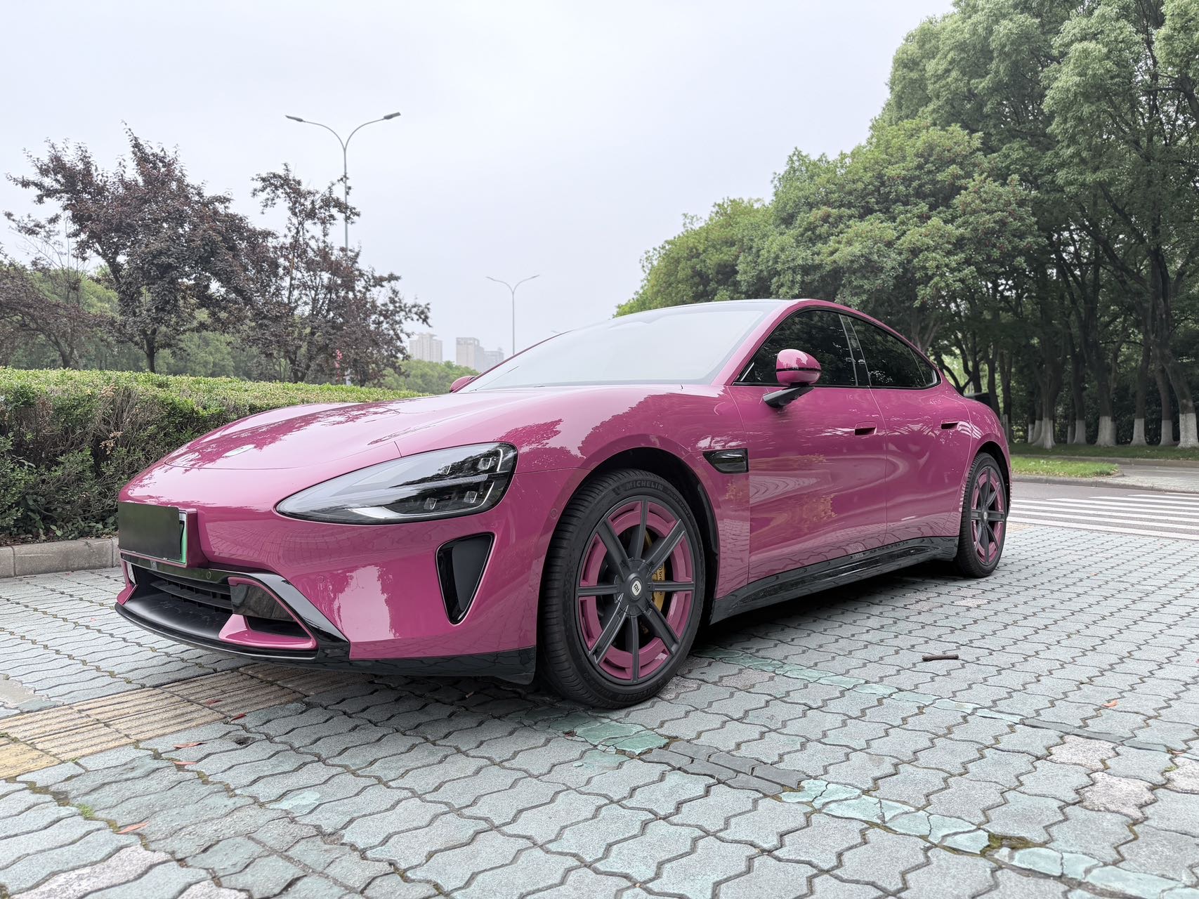 MI SU7 2025 car image 