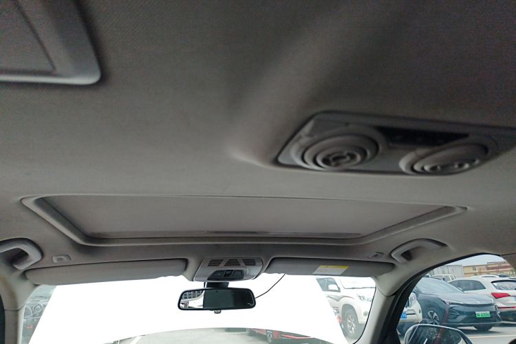 BMW 3 Series 2017 imagen de coche #18