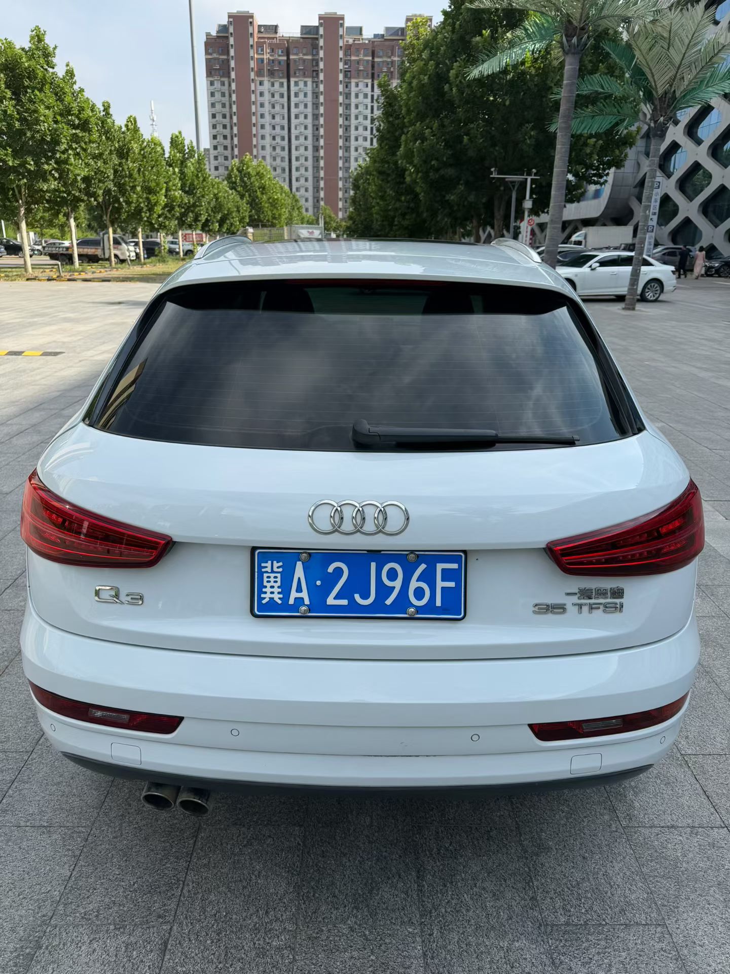 Audi Q3 2018 #11 Audi Q3 2018 car image #11