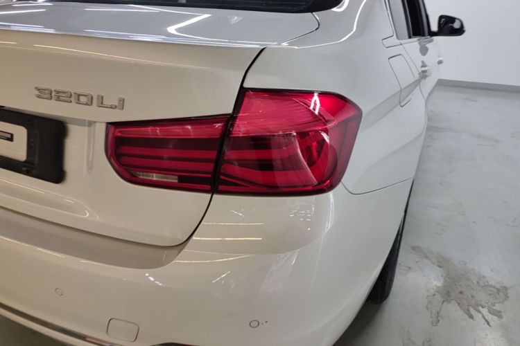 BMW 3 Series 2016 #6 BMW 3 Series 2016 car image #6