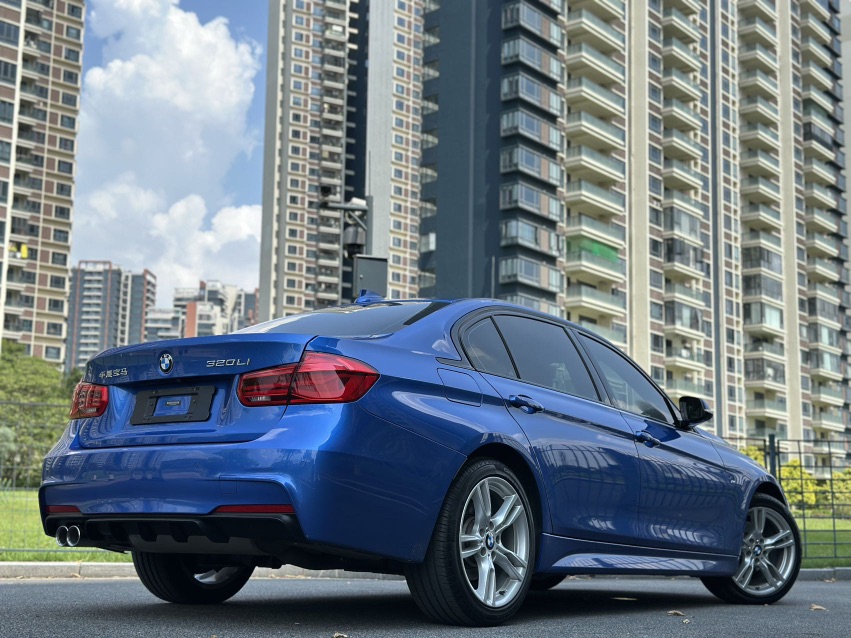 BMW 3 Series 2019 #11 BMW 3 Series 2019 car image #11
