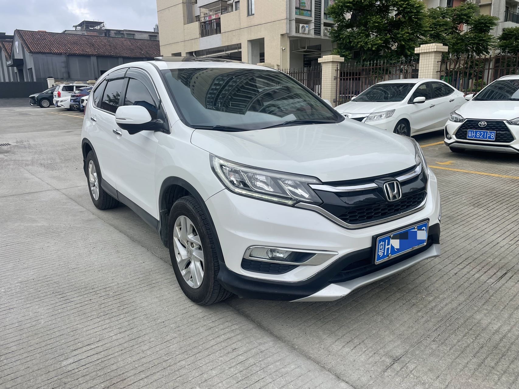 Honda CR-V 2016 car image #3