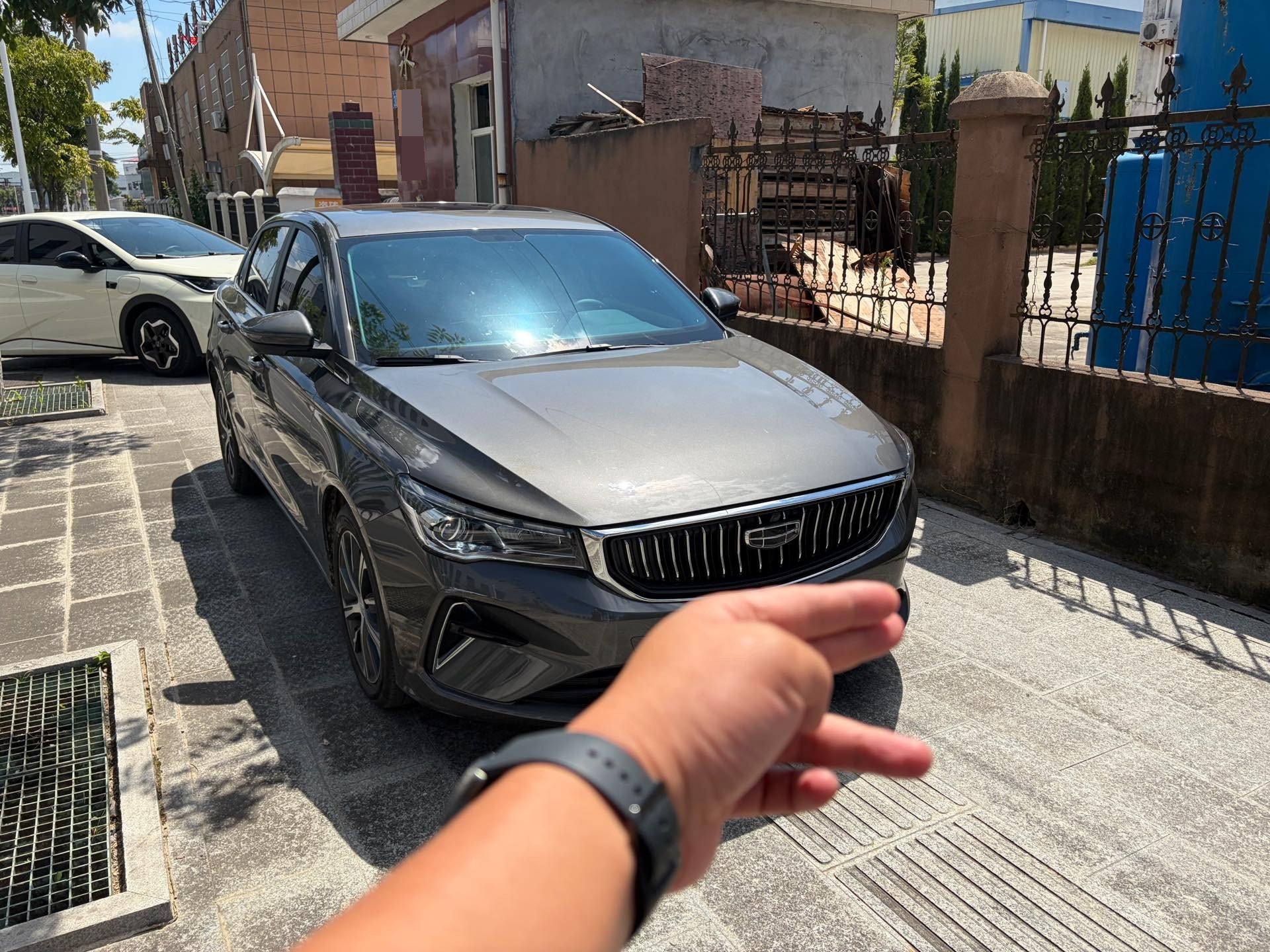 GEELY Emgrand 2024 immagine di auto #3