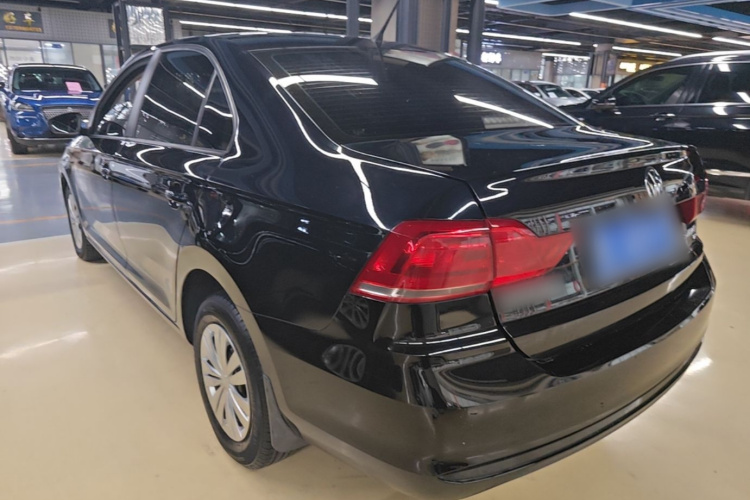Volkswagen Santana 2017 #5 Volkswagen Santana 2017 car image #5