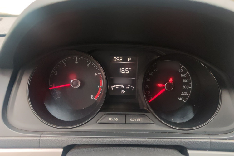 Volkswagen Lavida 2018 #16 Volkswagen Lavida 2018 car image #16