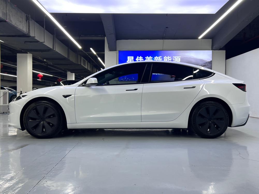 Tesla Model 3 2024 #4 Tesla Model 3 2024 car image #4
