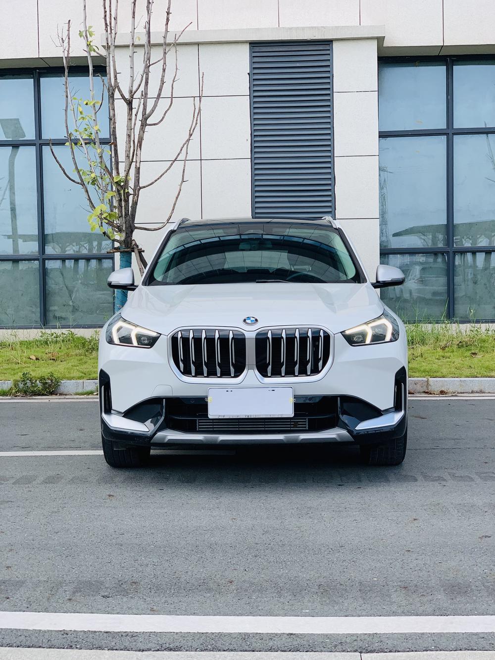BMW X1 2024 #2 BMW X1 2024 car image #2