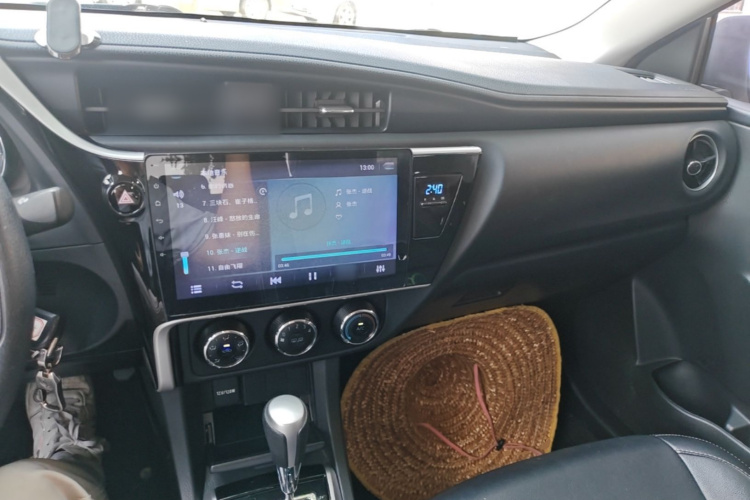 Toyota Corolla 2017 car image #11