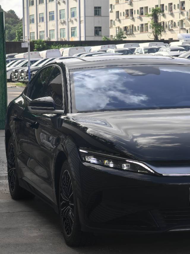 BYD Han 2024 car image #21